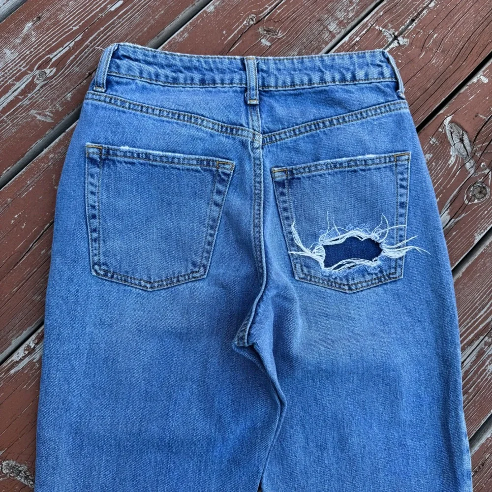 Topshop Moto Distressed Straight Leg Jeans Womens W26 L32 - Picture 6 of 10